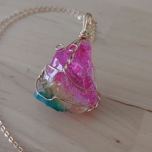 Rainbow stone power piece necklace gold tone chain